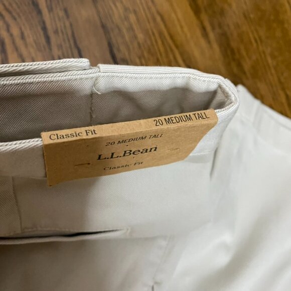 (2) L.L. Bean Classic Fit 20 M/T khaki and navy blue NWT women's - Picture 7 of 14